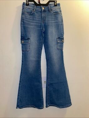 SO Low Rise Flare Cargo Jeans Size 3 / 26 Medium Wash Y2K Utility